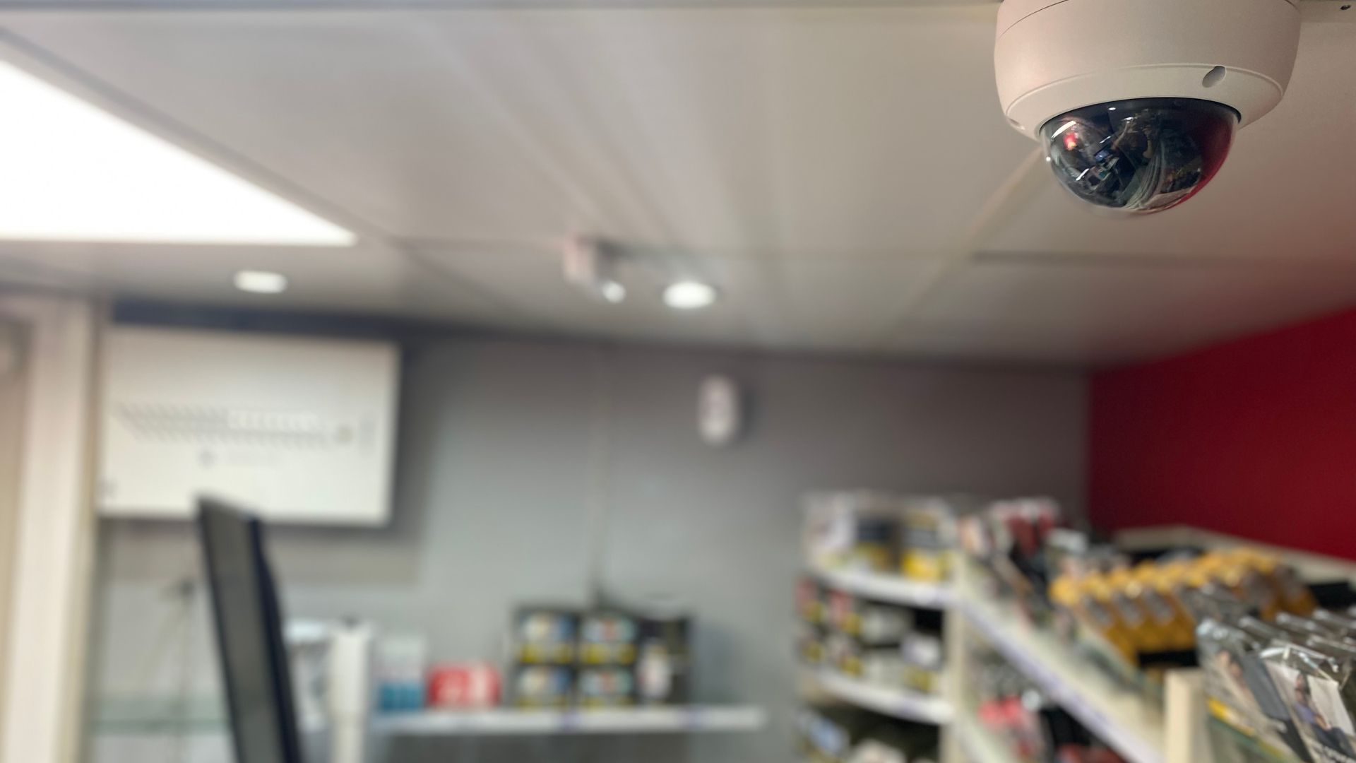 Image de l'article Sécurisation des commerces : quelle installation d’alarme privilégier